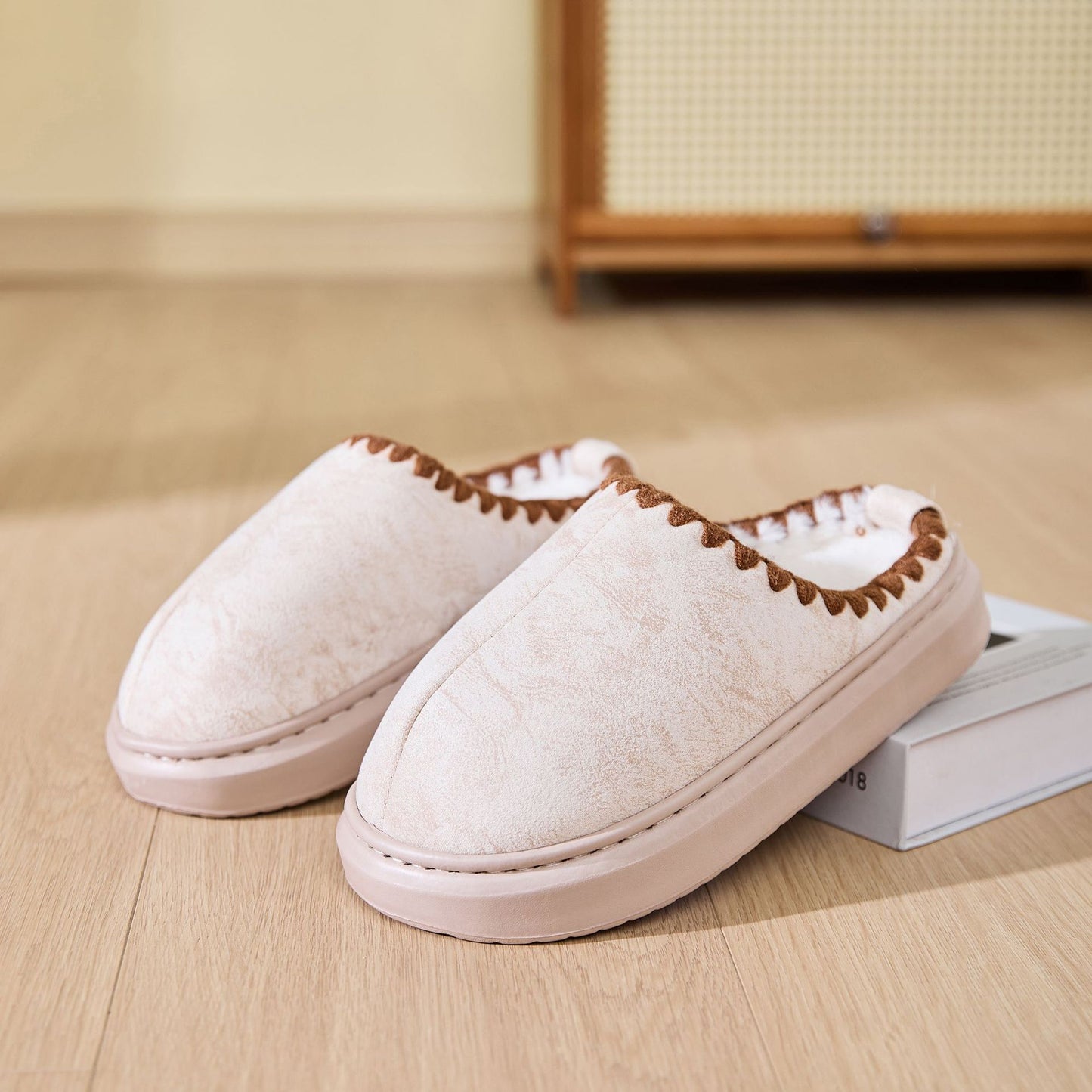 Unisex Cozy Indoor Non-slip Slippers